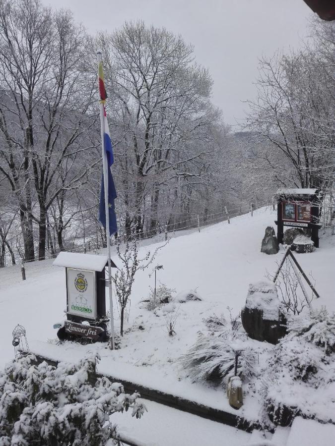 Gasthof Walhalja Schmallenberg Bagian luar foto