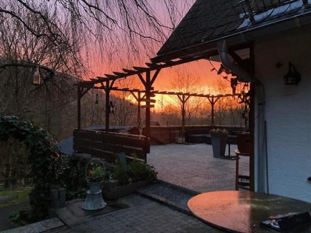 Gasthof Walhalja Schmallenberg Bagian luar foto