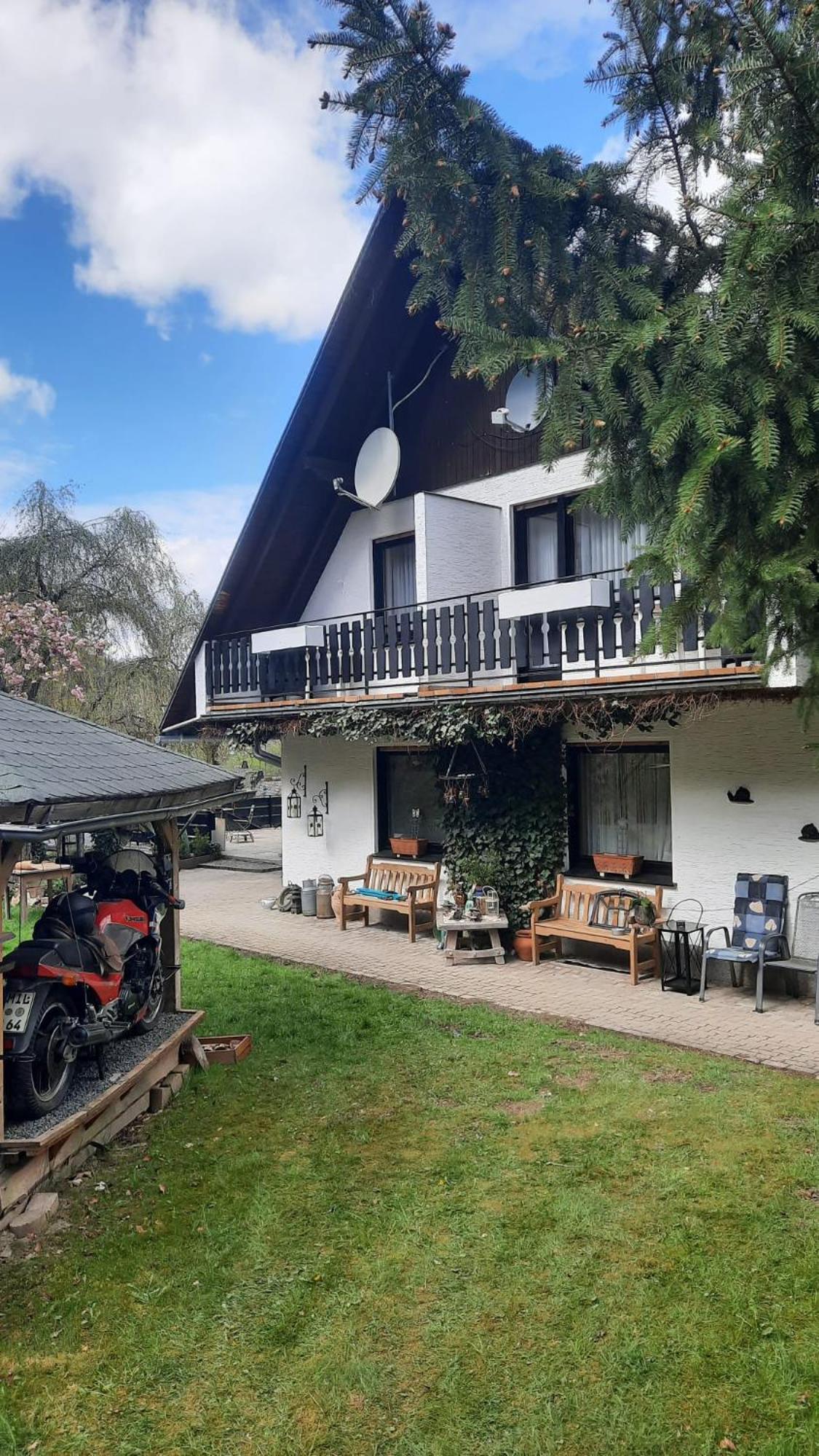 Gasthof Walhalja Schmallenberg Bagian luar foto