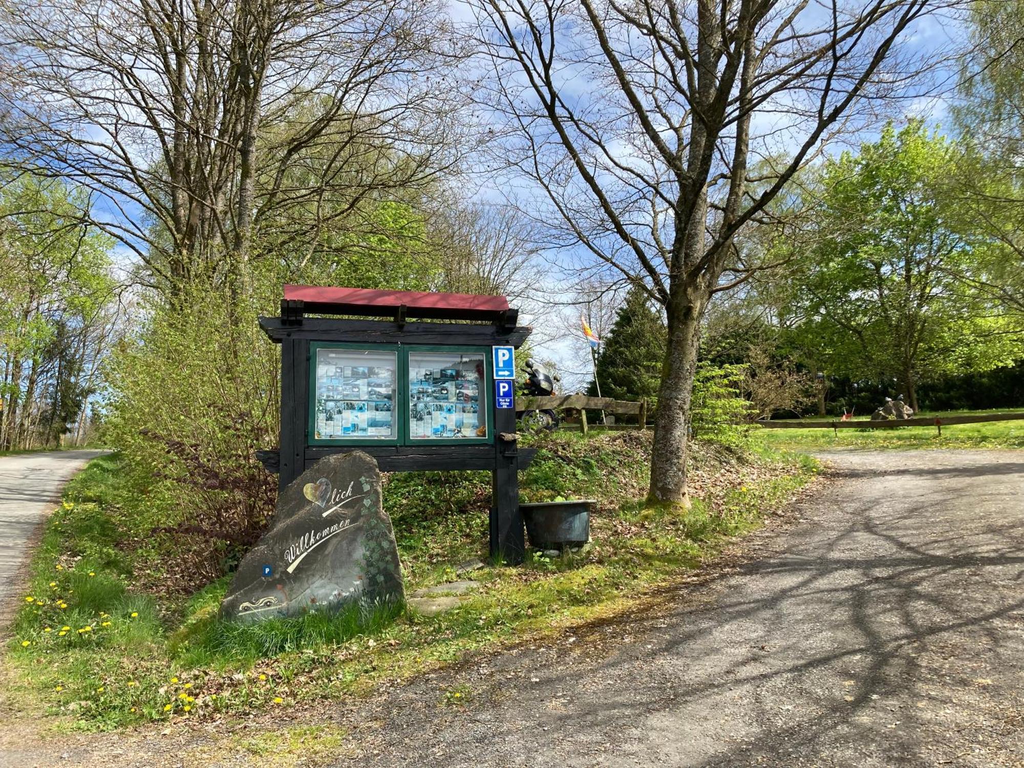 Gasthof Walhalja Schmallenberg Bagian luar foto