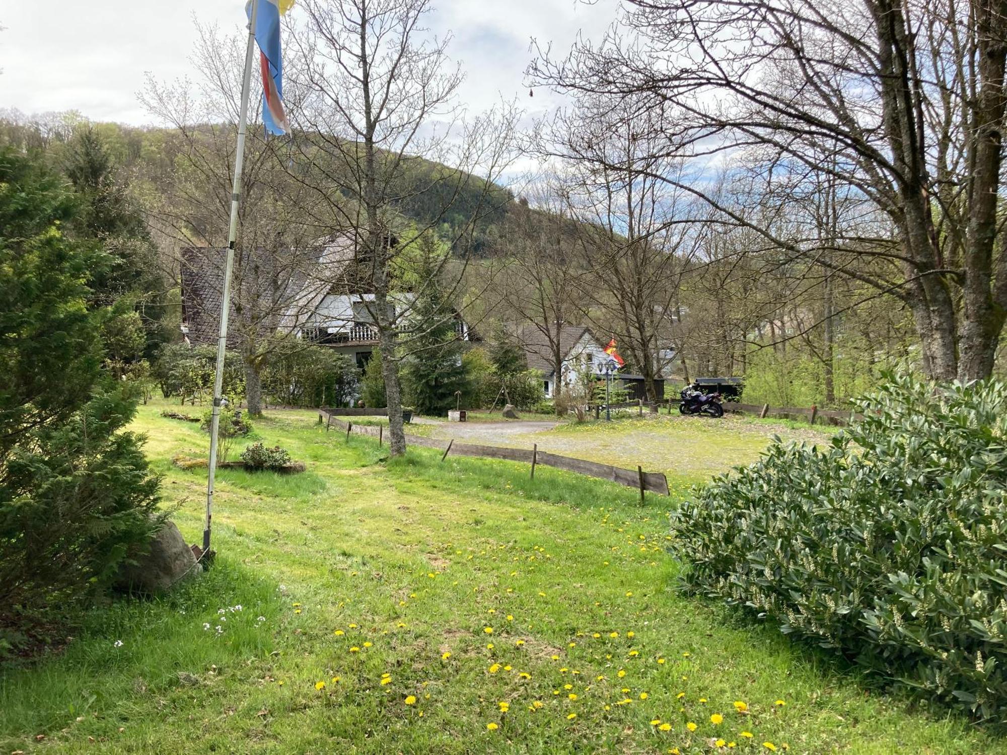 Gasthof Walhalja Schmallenberg Bagian luar foto