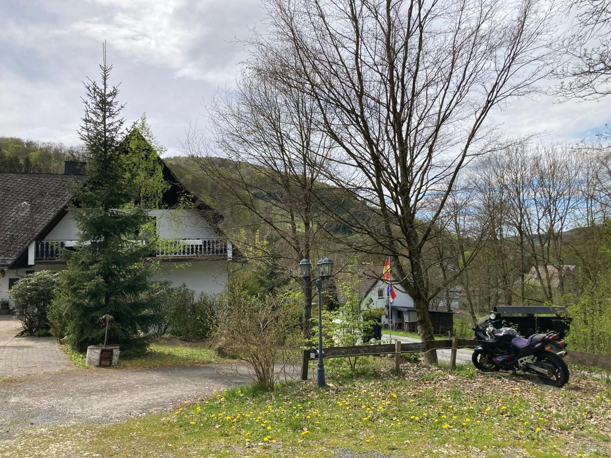 Gasthof Walhalja Schmallenberg Bagian luar foto
