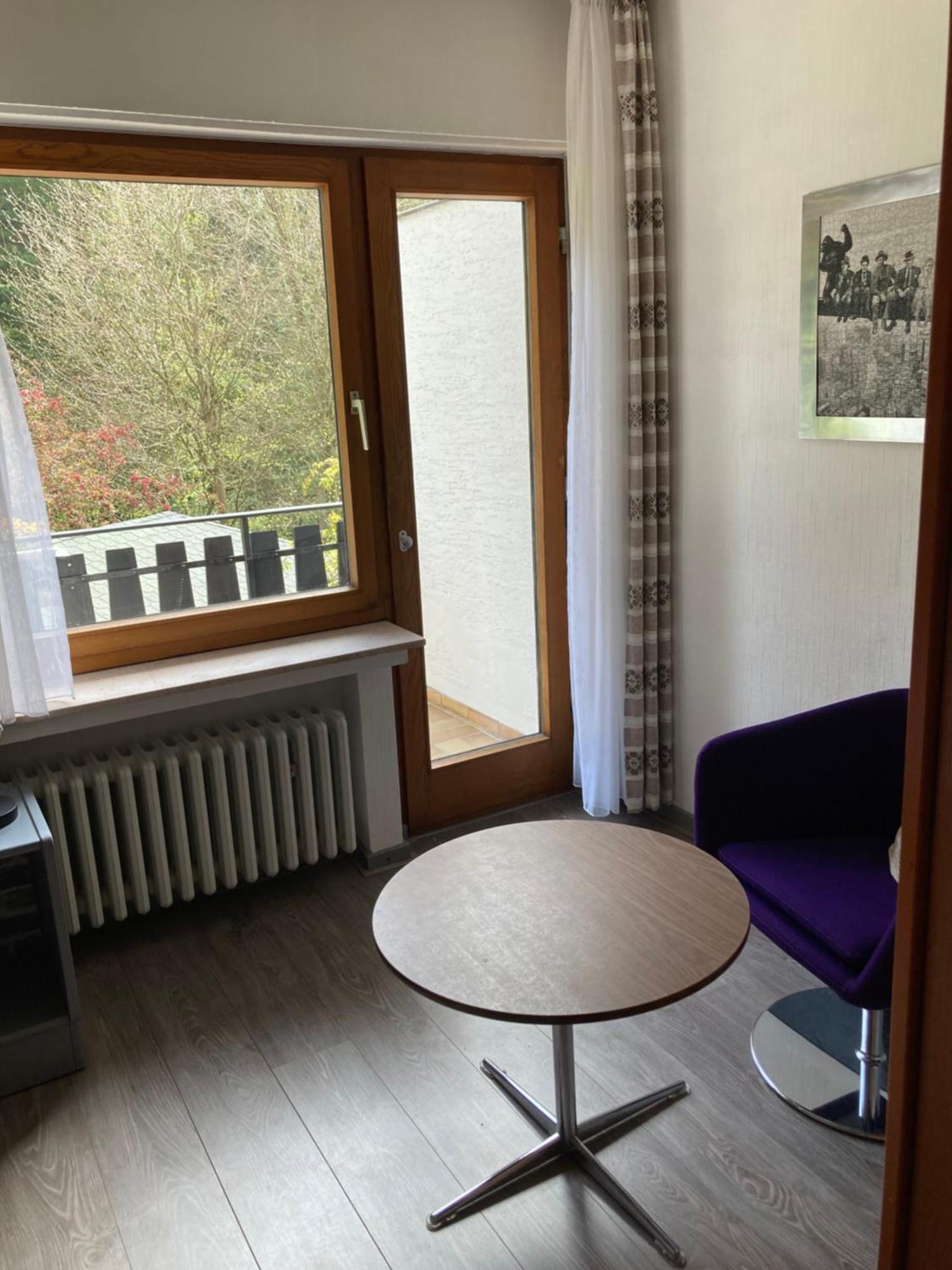 Gasthof Walhalja Schmallenberg Bagian luar foto