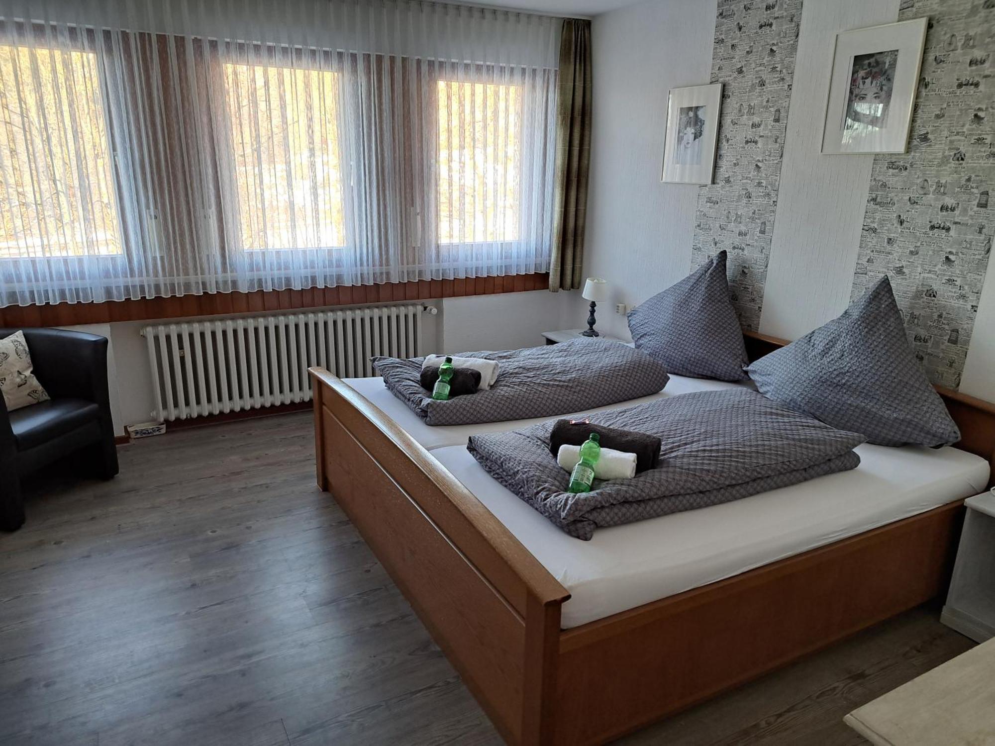 Gasthof Walhalja Schmallenberg Bagian luar foto