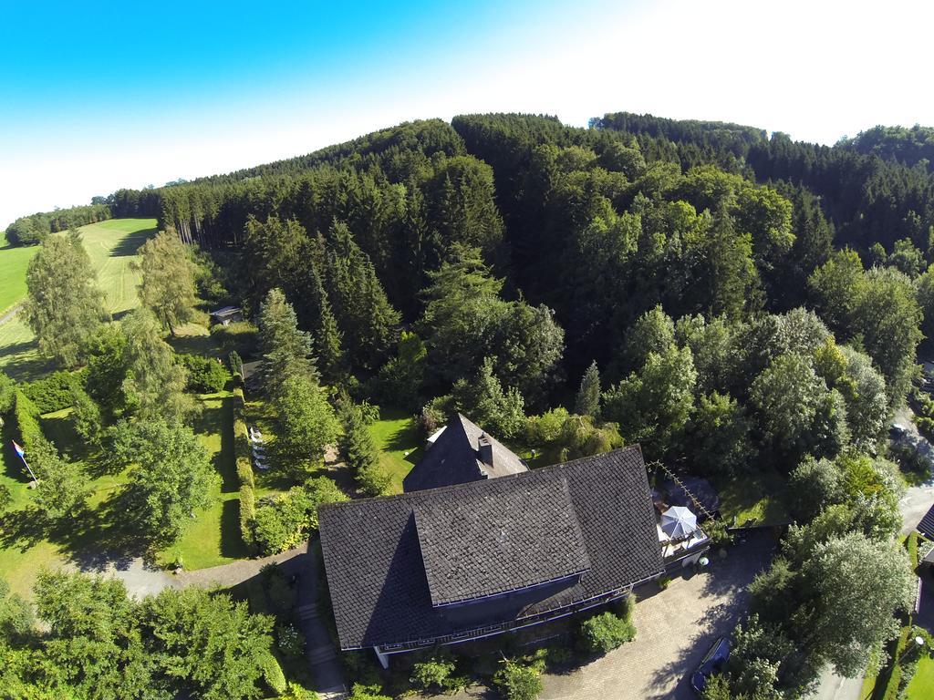 Gasthof Walhalja Schmallenberg Bagian luar foto